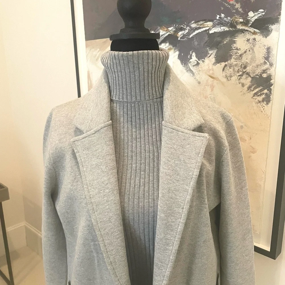 J. Crew Grey Open Front Cardigan, Size Small,
Oversized Fit. Wool Blend. - Picture 4 of 8
